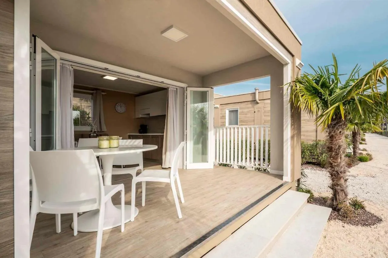 Apartment In Manerba Del Garda 22048